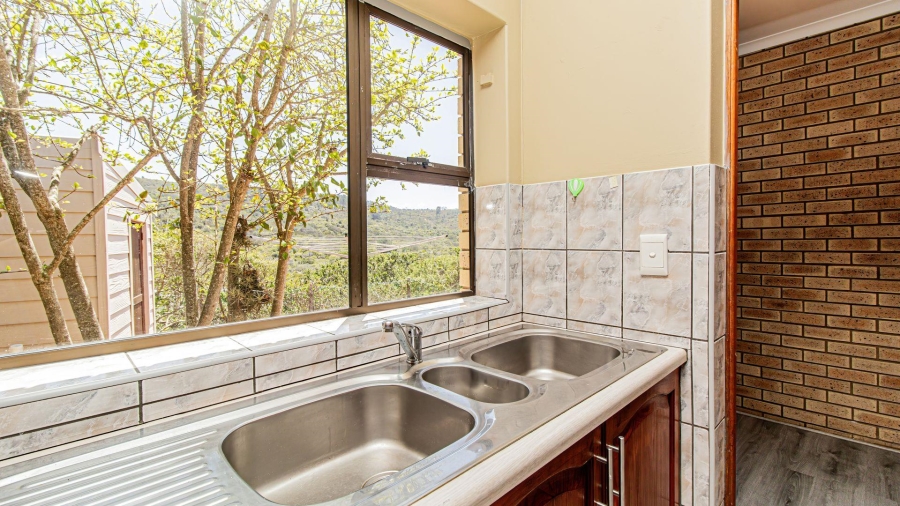 5 Bedroom Property for Sale in Hersham Western Cape